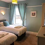 Guest house Ravensworth House 4*